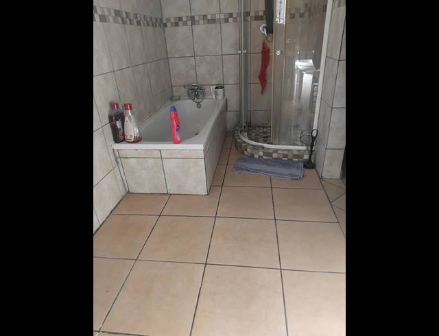 3 BEDROOM HOUSE FOR SALE IN BARBERTON
